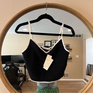 A&F Crochet top